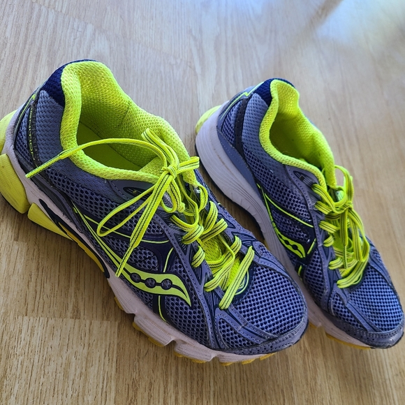 saucony lime green